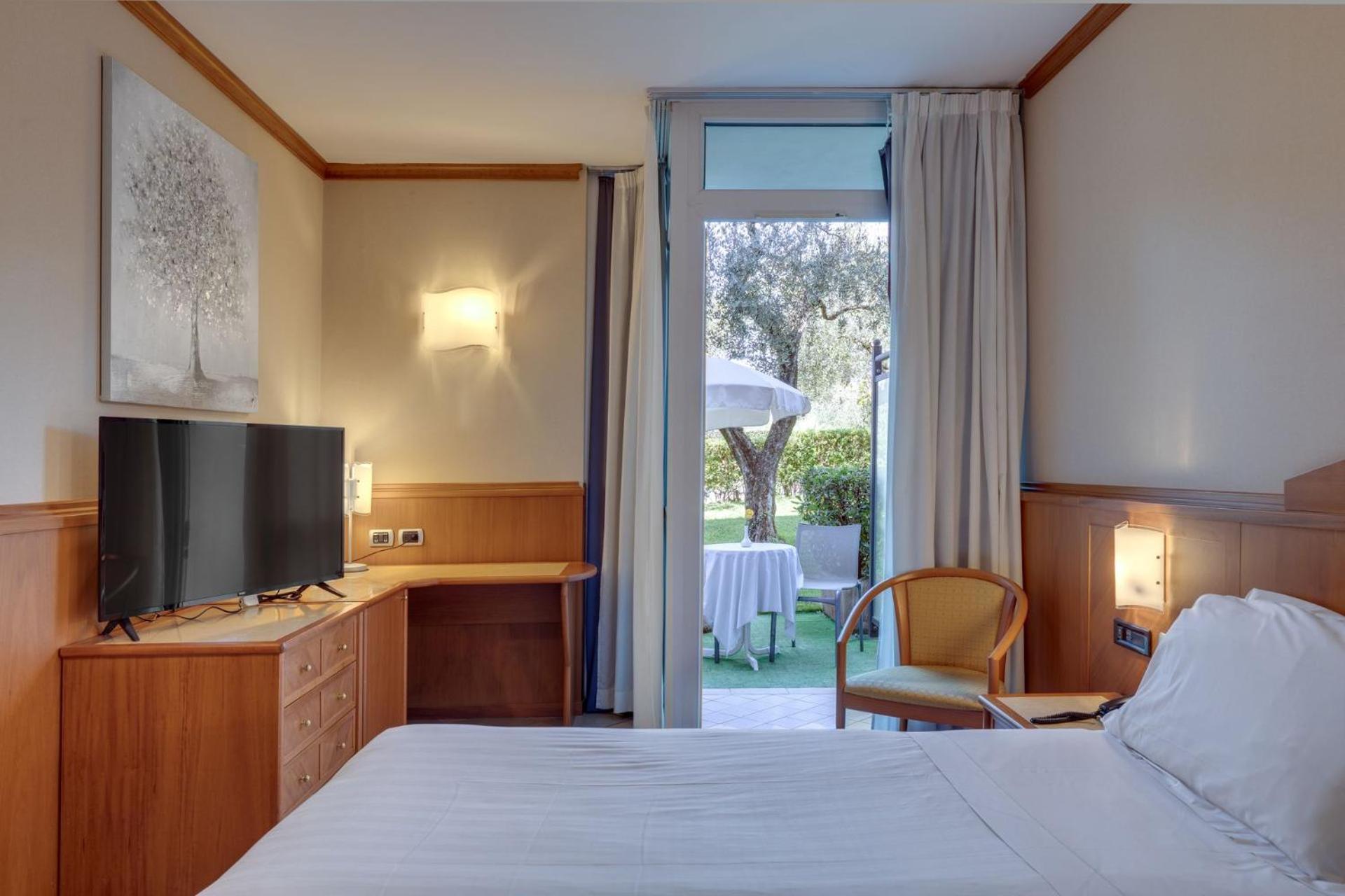 Hotel Caesius Thermae & Spa Resort Bardolino Esterno foto