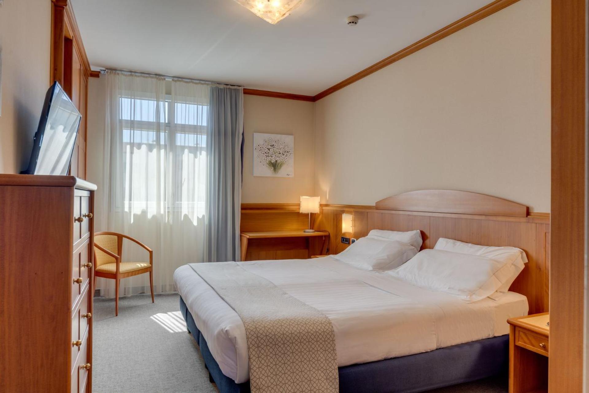 Hotel Caesius Thermae & Spa Resort Bardolino Esterno foto